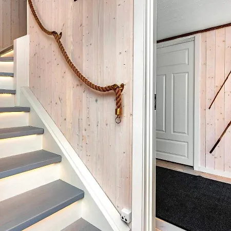 Nyaraló 7 Person In